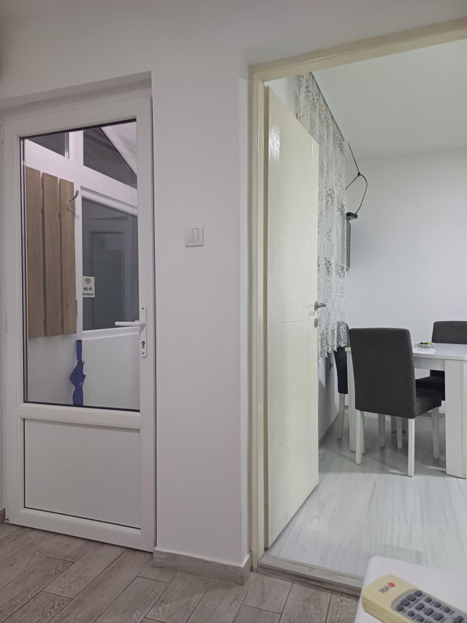 Apartman “Sanja” Pirot Esterno foto