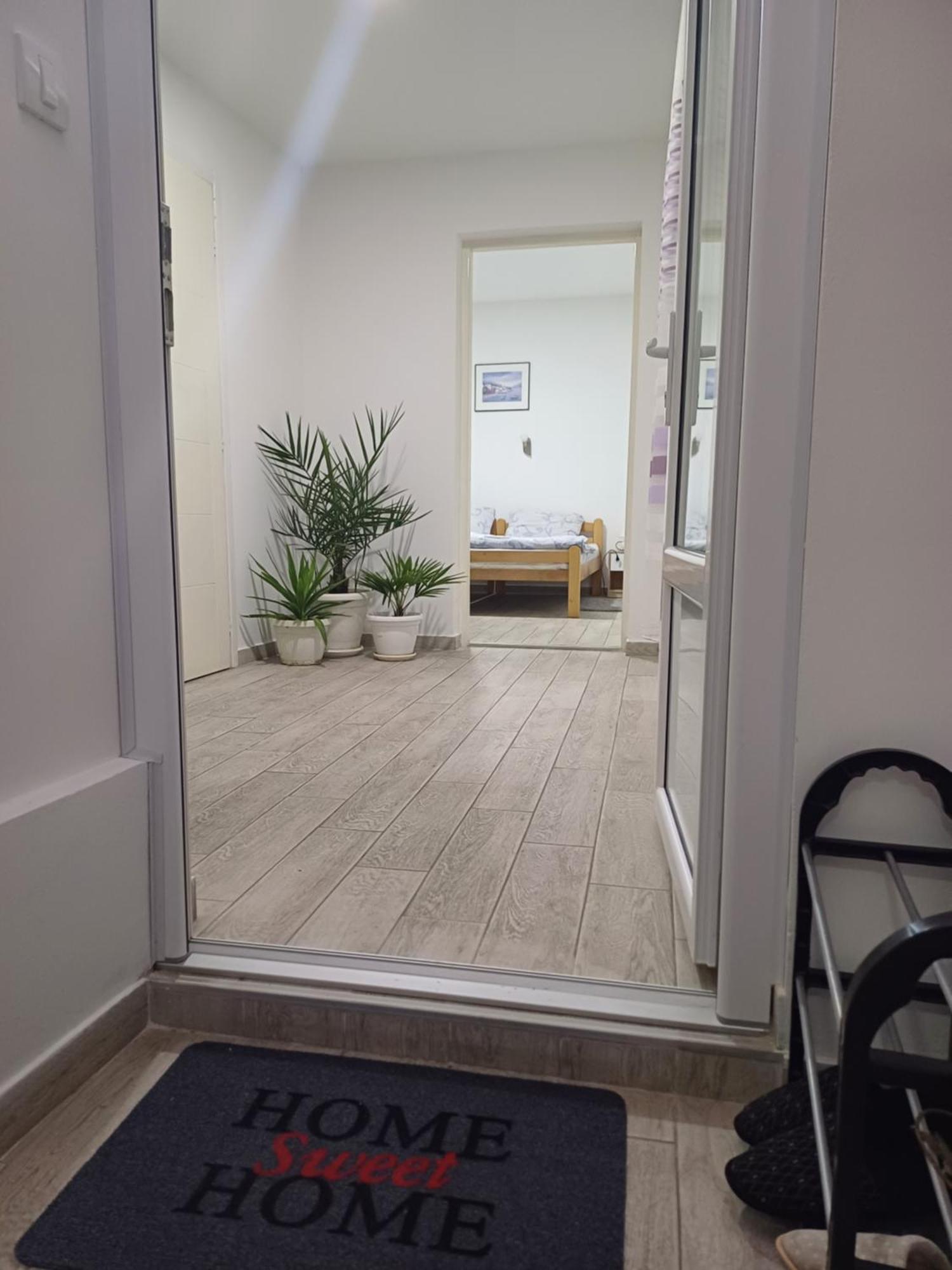 Apartman “Sanja” Pirot Esterno foto