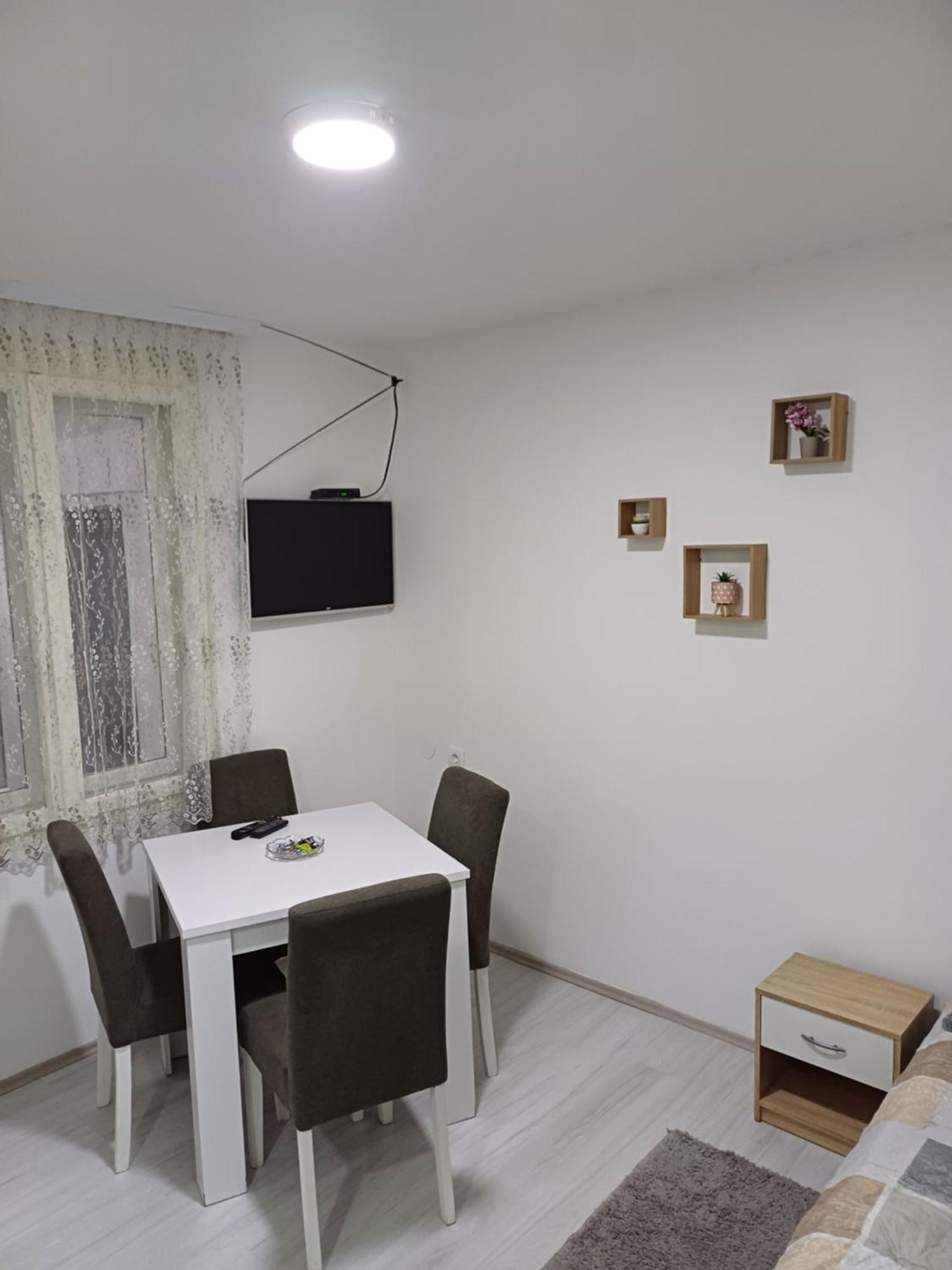 Apartman “Sanja” Pirot Esterno foto